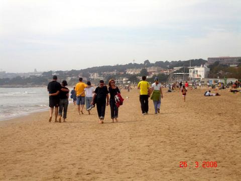 Continua la campanya per salvar la Platja Llarga de Tarragona
