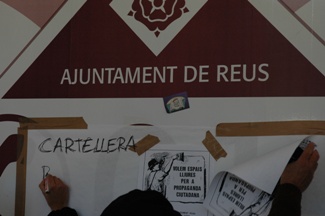 Comunicat sobre la situació dels espais informatius públics per a les entitats de Reus
